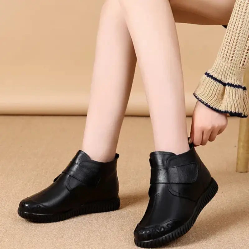 Women's Short Leather Boot