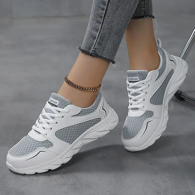 Women's Walking Shoes