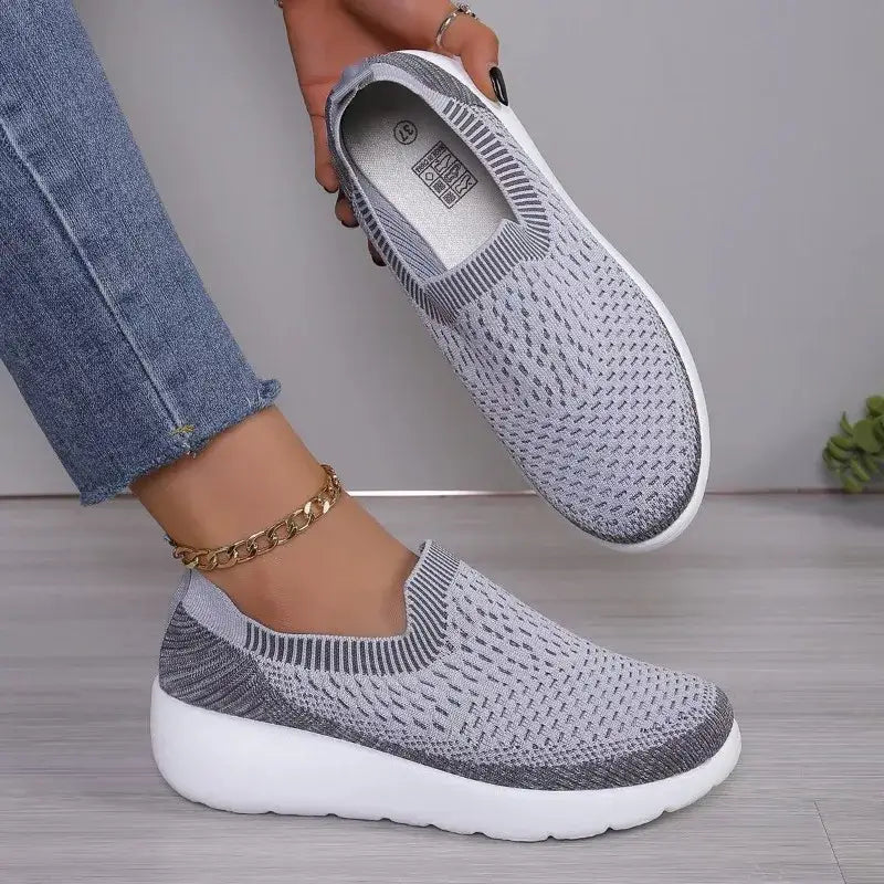 Ultracomfort Women's Orthopedic Sneakers
