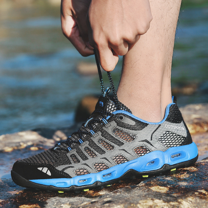 Men's orthopedic walking shoes