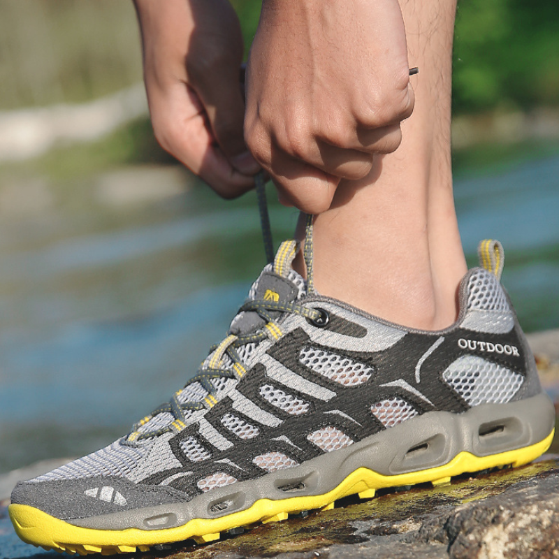 Men's orthopedic walking shoes