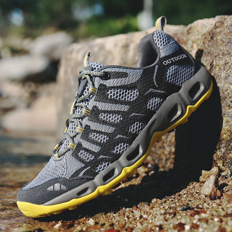 Men's orthopedic walking shoes