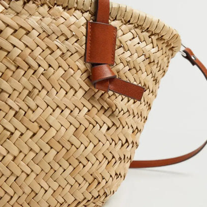 Small Chic Straw Bag